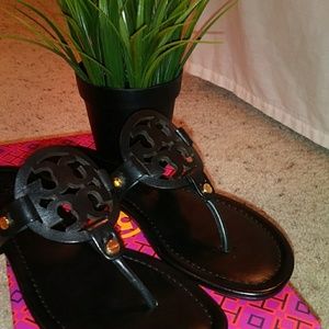 Miller Sandal!!!! Size 8 PERFECT BLACK